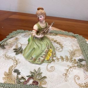 Vintage Josef Originals Figurine Vintage ADELINE from The Gibson Girls Series
